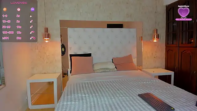 AshleyyBrownn online show from January 2026 02:29:01 AM