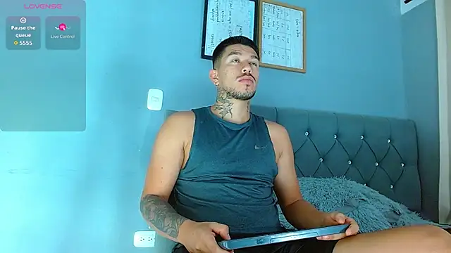 mateoreal1 online show from March 2026 12:01:01 PM