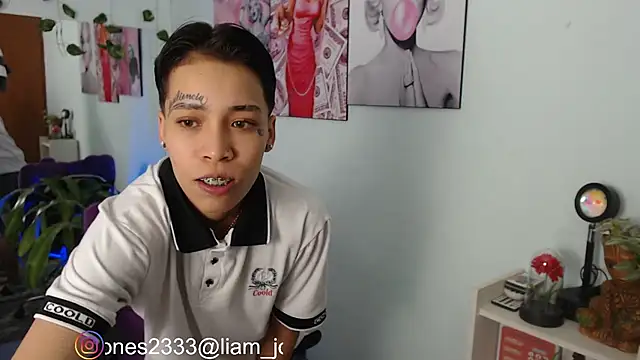 Jonesliam23 online show from March 2025 07:08:02 PM