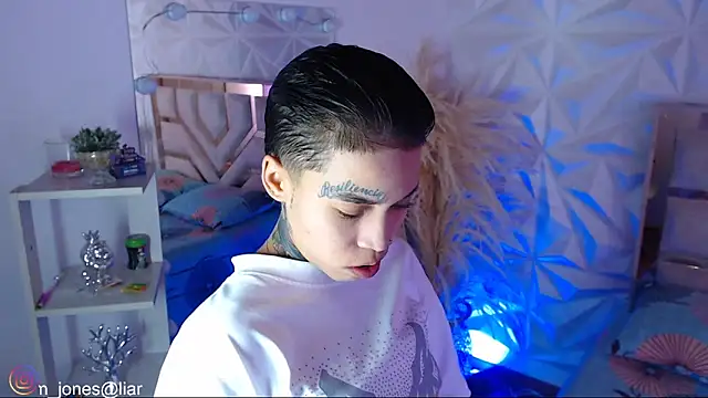 Jonesliam23 online show from February 2026 07:35:02 PM