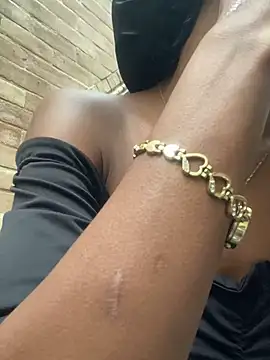 Snapshot of adaraSmiith chatting on January 2025 11:49:02 AM adaraSmiith online show from January 2025 11:49:02 AM