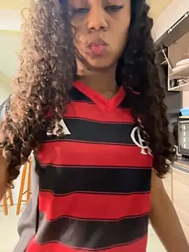 LorenaSirena online show from December 2025 10:21:02 PM