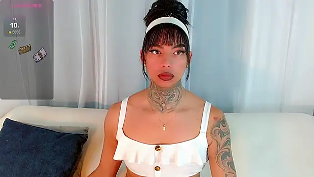 laura sweett120 online show from October 2025 11:14:02 PM