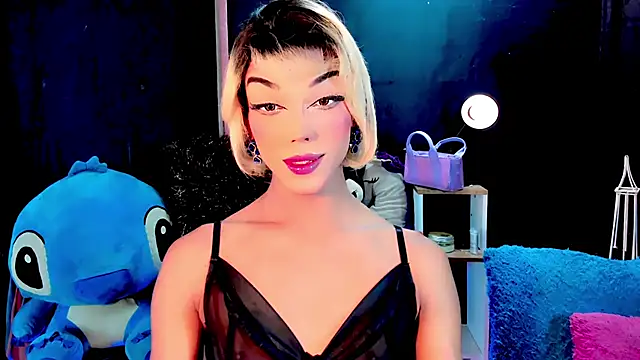 Snapshot of the-horus-girl chatting on February 2025 01:22:01 AM the-horus-girl online show from February 2025 01:22:01 AM