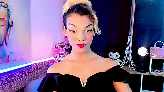 Snapshot of the-horus-girl chatting on March 2025 09:45:02 PM the-horus-girl online show from March 2025 09:45:02 PM