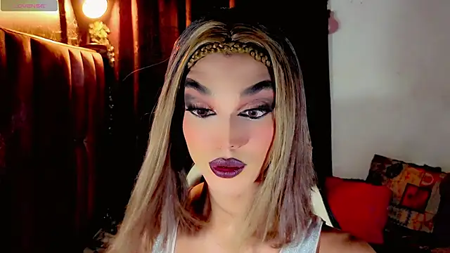 Snapshot of the-horus-girl chatting on July 2026 05:03:01 AM the-horus-girl online show from July 2026 05:03:01 AM
