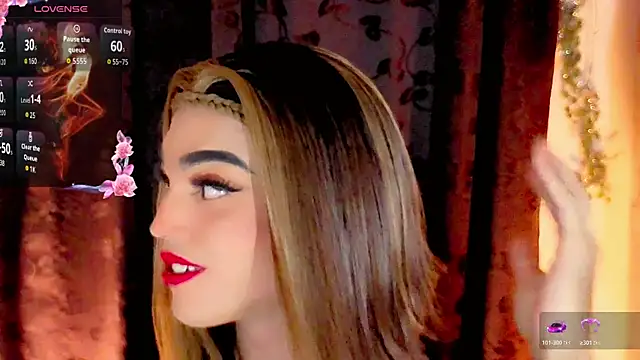 Snapshot of the-horus-girl chatting on July 2026 06:47:02 AM the-horus-girl online show from July 2026 06:47:02 AM