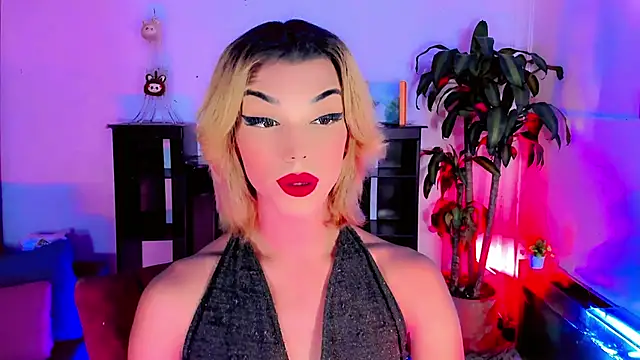Snapshot of the-horus-girl chatting on September 2025 05:34:01 AM the-horus-girl online show from September 2025 05:34:01 AM