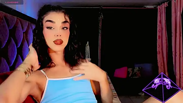 Snapshot of the-horus-girl chatting on June 2026 05:41:01 AM the-horus-girl online show from June 2026 05:41:01 AM