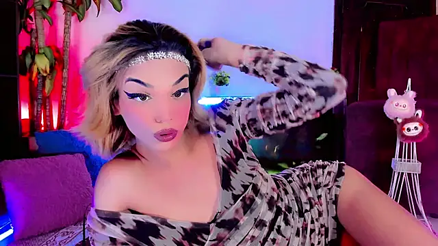 Snapshot of the-horus-girl chatting on September 2025 07:23:01 AM the-horus-girl online show from September 2025 07:23:01 AM