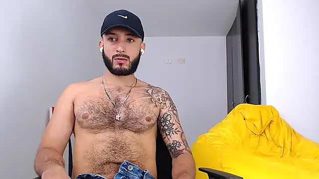 Sanit Di online show from December 2025 03:33:02 PM