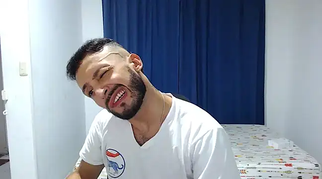 Sanit Di online show from December 2024 07:15:02 PM