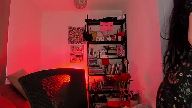 Snapshot of sol__angel chatting on March 2025 10:18:02 PM sol angel online show from March 2025 10:18:02 PM