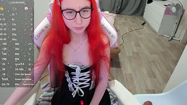 Malina Lovely online show from October 2025 08:32:02 PM