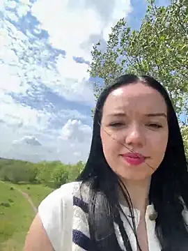 Vanesskaa online show from May 2026 11:36:02 AM