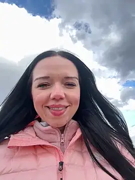 Vanesskaa online show from April 2026 03:51:02 PM