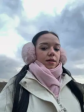 Vanesskaa online show from February 2026 03:54:02 PM