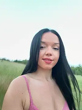 Snapshot of Vanesskaa chatting on June 2026 08:40:02 PM Vanesskaa online show from June 2026 08:40:02 PM