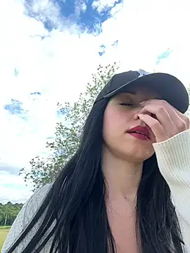 Vanesskaa online show from June 2026 05:02:01 PM
