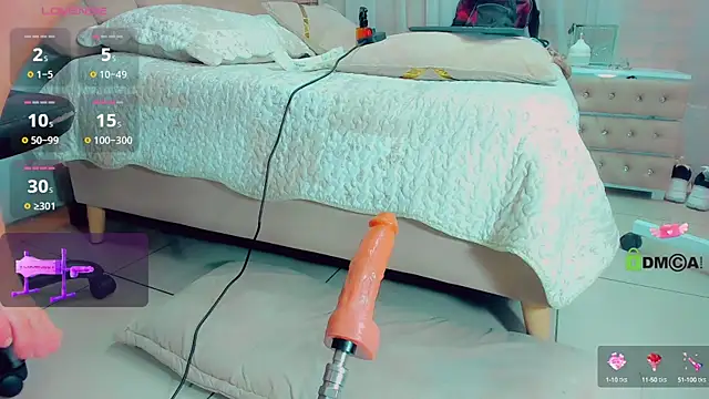 Snapshot of EmilyySaenz chatting on September 2025 03:12:01 PM EmilyySaenz online show from September 2025 03:12:01 PM