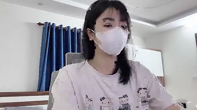 Snapshot of Linda_2k chatting on November 2025 10:08:02 AM Linda 2k online show from November 2025 10:08:02 AM