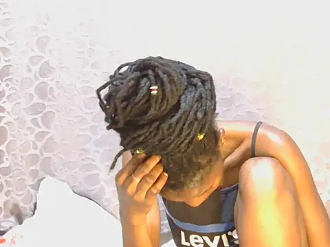 Snapshot of slim_girl02 chatting on November 2025 07:58:01 PM slim girl02 online show from November 2025 07:58:01 PM