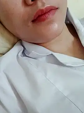  Attractivegirl33 online show from October 2025 04:39:01 AM