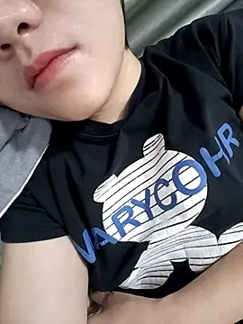  Attractivegirl33 online show from September 2025 09:00:01 PM