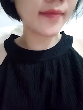  Attractivegirl33 online show from October 2025 05:30:02 AM