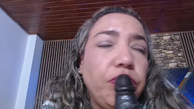 Snapshot of marie_hss chatting on January 2026 08:53:01 AM marie hss online show from January 2026 08:53:01 AM