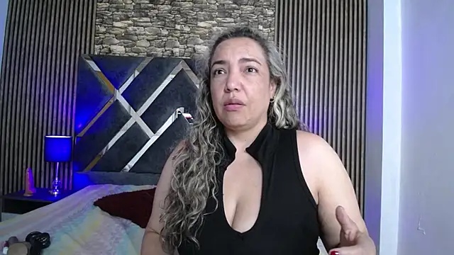 Snapshot of marie_hss chatting on January 2026 08:07:01 AM marie hss online show from January 2026 08:07:01 AM