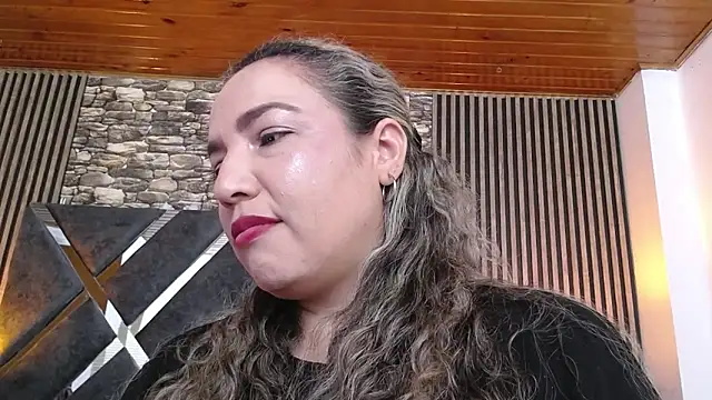 Snapshot of marie_hss chatting on February 2026 08:10:02 PM marie hss online show from February 2026 08:10:02 PM