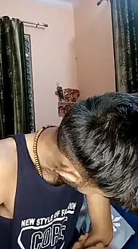 Snapshot of Jamesbonddeshi chatting on January 2025 06:33:02 PM Jamesbonddeshi online show from January 2025 06:33:02 PM