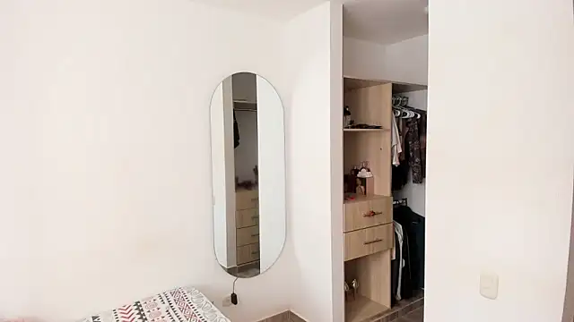 rose scottt online show from February 2026 06:19:02 PM