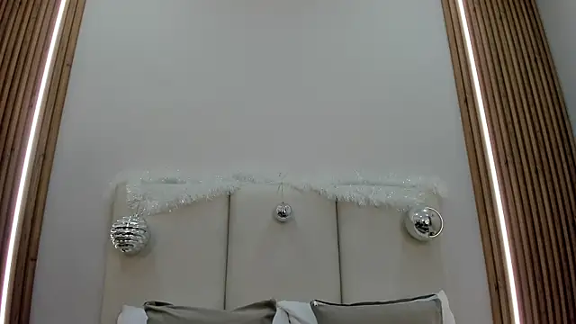 DojaAissha online show from December 2025 10:42:02 AM