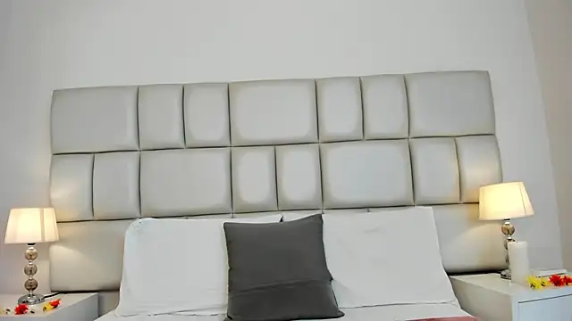 DojaAissha online show from March 2025 07:03:02 PM