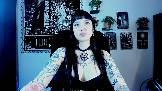 Demongirl6666 online show from November 2025 07:51:01 PM