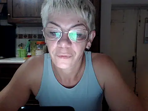 jona33 online show from October 2025 04:33:01 AM