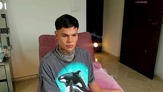Jordyrodriiguez online show from October 2025 02:08:02 PM