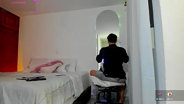 Jordyrodriiguez online show from January 2025 12:52:02 AM