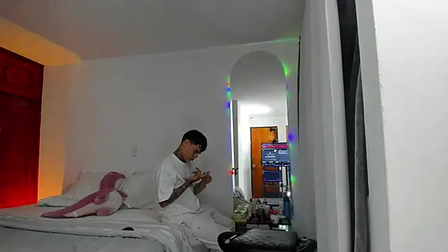 Jordyrodriiguez online show from February 2025 01:58:02 AM