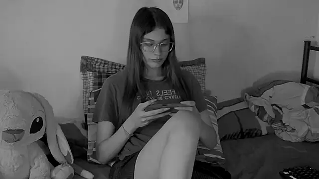 Snapshot of xofix chatting on December 2024 12:01:01 AM xofix online show from December 2024 12:01:01 AM