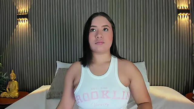 HannaKarson online show from March 2025 11:32:01 AM