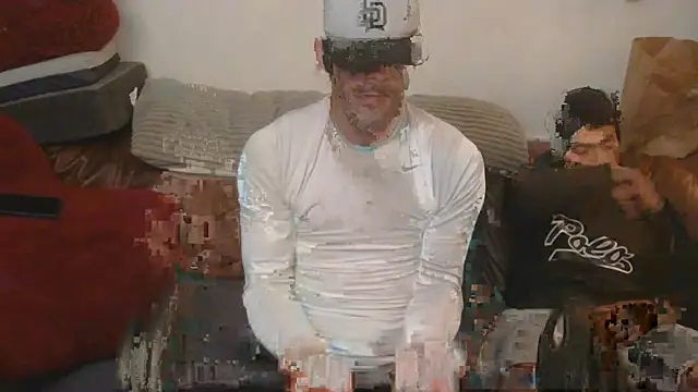 FrankieKentucky online show from October 2025 01:23:01 PM