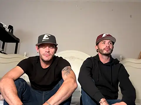 FrankieKentucky online show from November 2025 05:29:02 AM