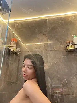 Liissa cute  online show from June 2026 04:46:01 PM