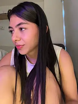 Liissa cute  online show from May 2026 07:20:02 PM
