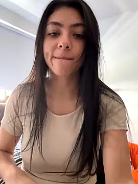 Liissa cute  online show from December 2025 05:47:02 PM