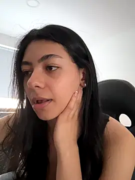 Liissa cute  online show from November 2025 08:53:02 PM