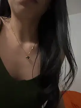 Liissa cute  online show from November 2025 11:38:01 PM